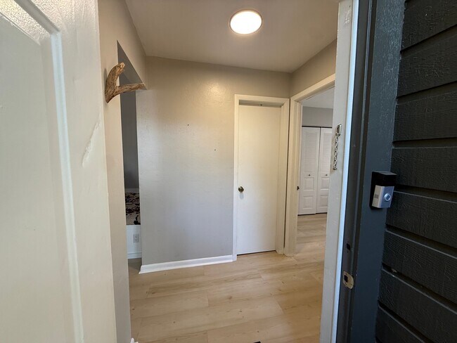 Foto del edificio - 3811 SW 28th Terrace