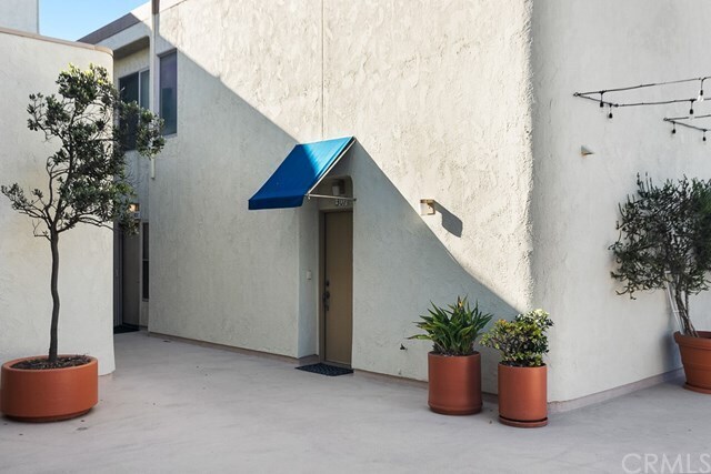 Building Photo - 711 Pacific Coast Hwy