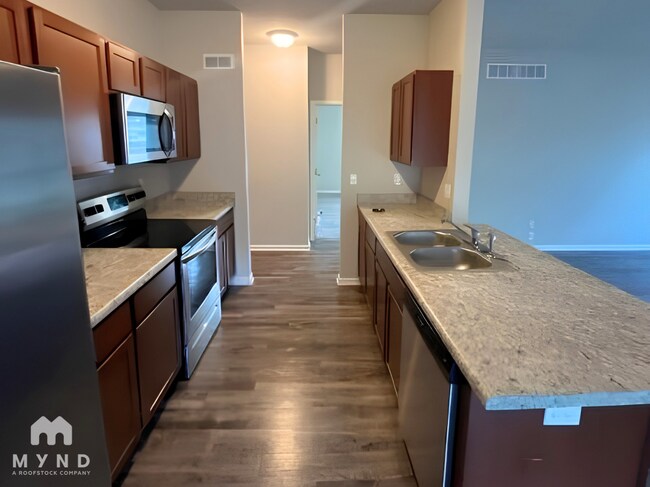 Foto del edificio - 742 S Cypress St