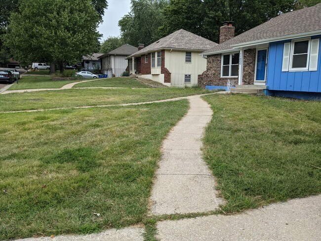 Foto del edificio - Recently updated Raytown single family home