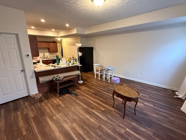 Photo - 3918 Howley St Apartment