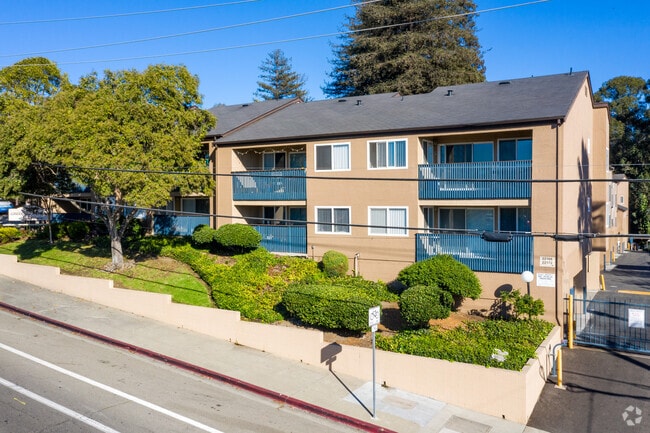 Street view of Creekside Terrace - Creekside Terrace