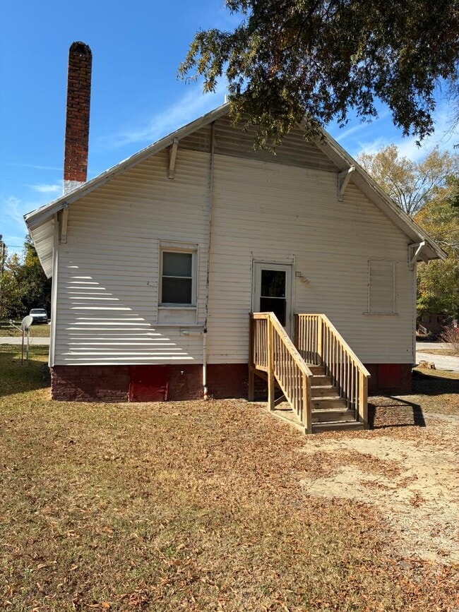 Building Photo - 1301 Branch St