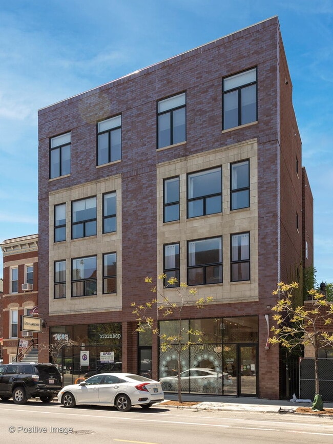 Building Photo - 1840 N Damen Ave.