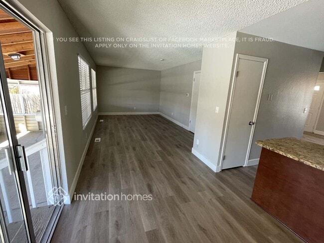 Foto del edificio - 15950 E Ford Pl