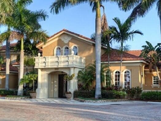 Primary Photo - 1213 Villa Cir