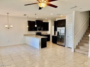 Building Photo - 10830 Alvara Way