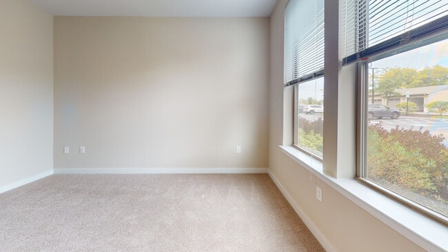 Interior Photo - Park Square