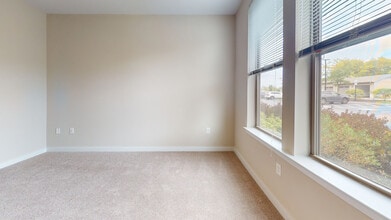 Interior Photo - Park Square