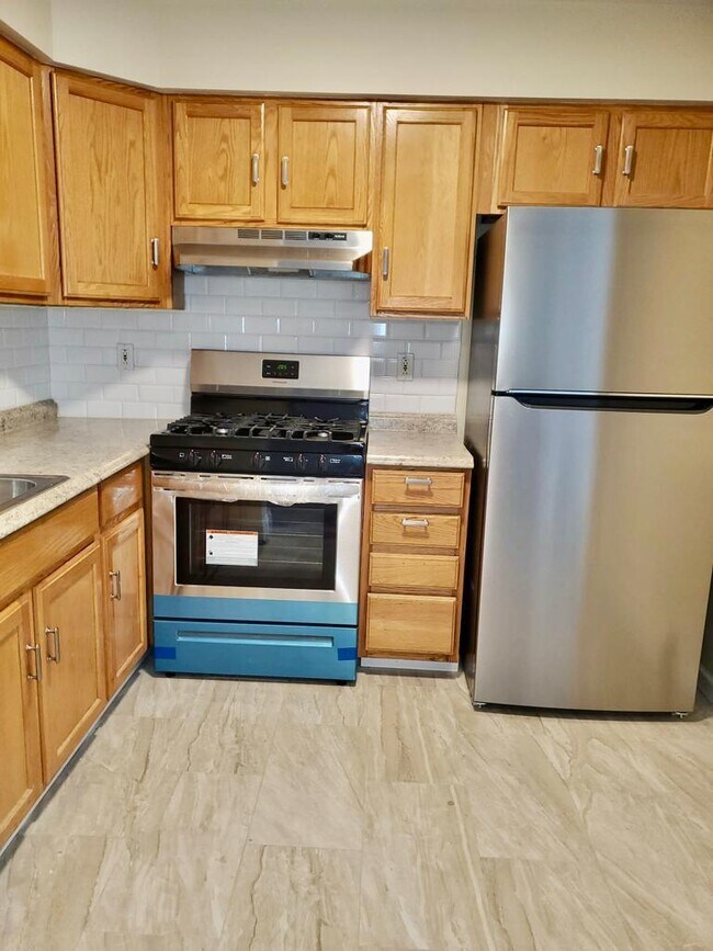 Building Photo - 235 Macdougal St