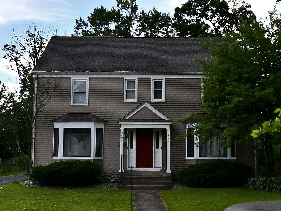 400 Woodbine Ave SE, Warren, OH 44483 Townhome Rentals in Warren OH