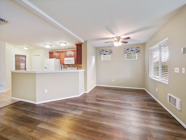 Building Photo - MOVE IN READY NOW! 3 Bedroom, 2.25 bath to...