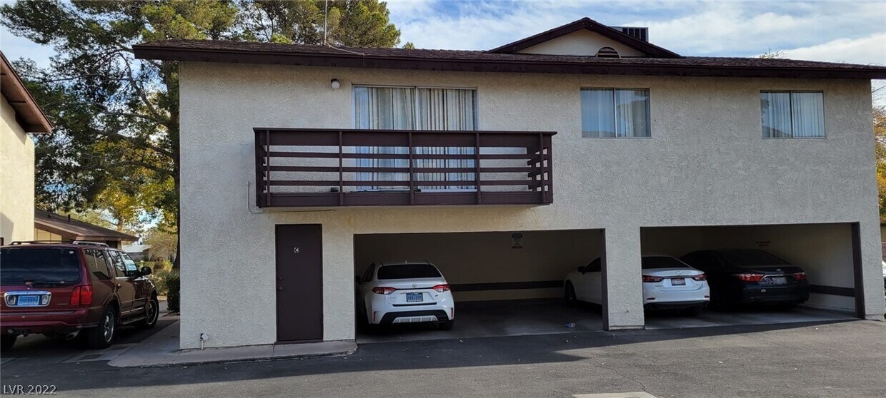2340 Canfield Dr Unit D, Las Vegas, NV 89108 Condo for Rent in Las