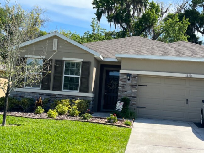 Building Photo - 12374 Point Dr