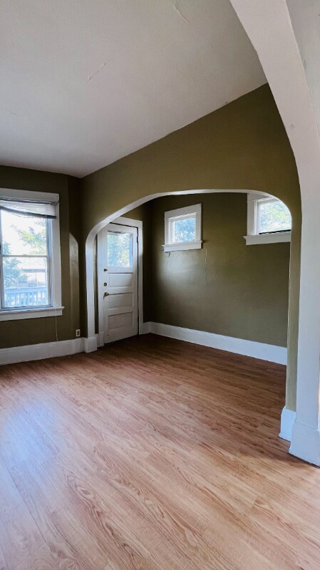 Foto del edificio - 1567 S 76th St