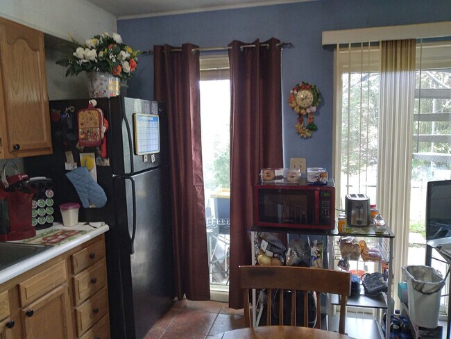 Foto del edificio - 314 River Cliff Dr