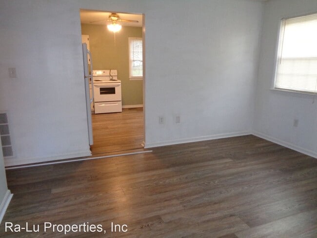 Building Photo - 2 br, 1 bath House - 150 Sycamore Circle