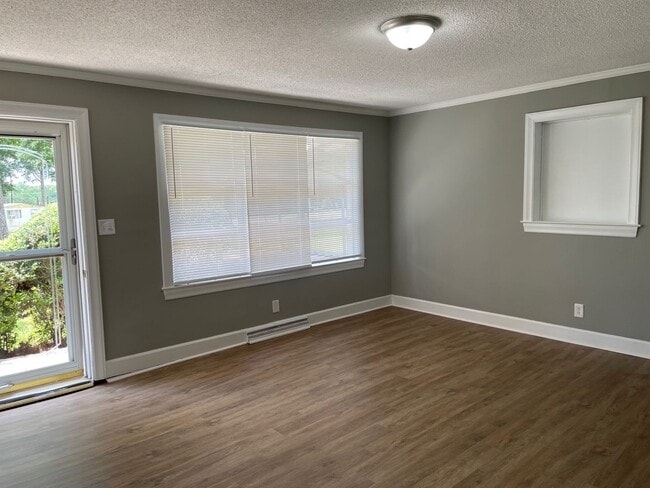 Building Photo - 3 BDRM 1 BA BRICK HOME IN RANDLEMAN, 1444 ...