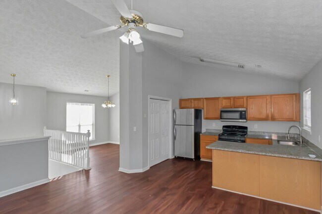 Foto del edificio - Spacious Home in Prime Location
