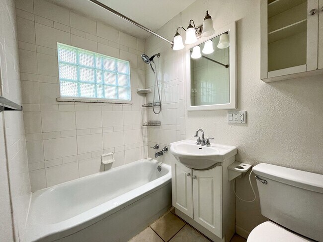 Foto del edificio - 3 bedroom maumee schools