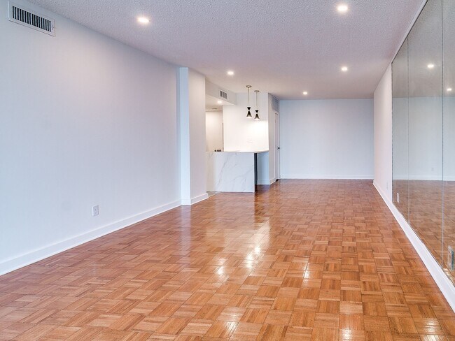 Building Photo - 1502 S Boulder Ave
