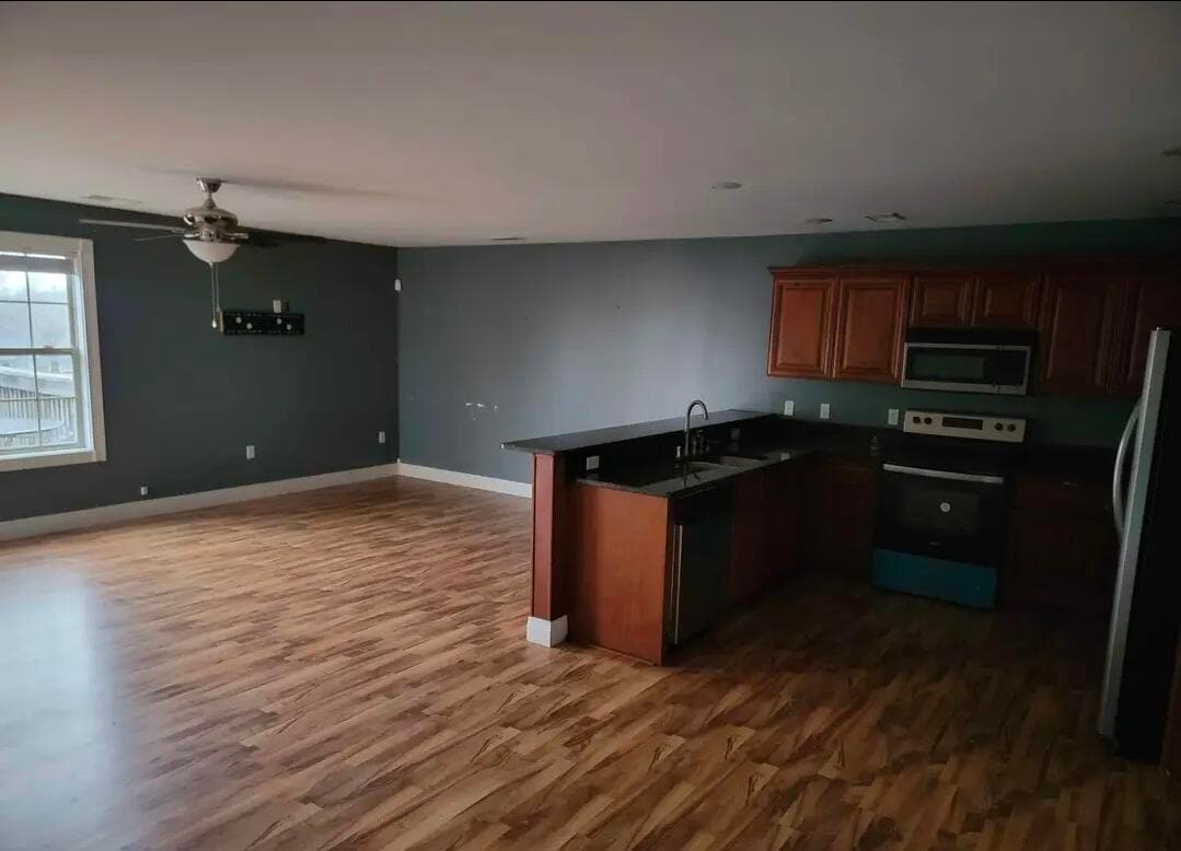 Building Photo - 100 Stonecrest Dr