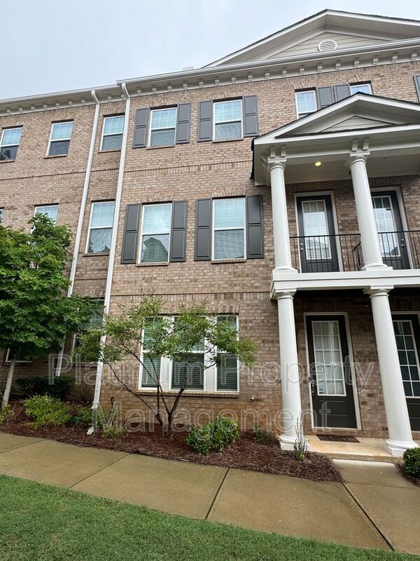 Foto del edificio - 707 Topsail Ln