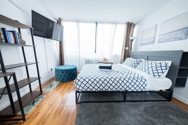 Foto del edificio - 324 E 75th St