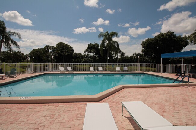 Foto del edificio - 6562 Boca del Mar Dr