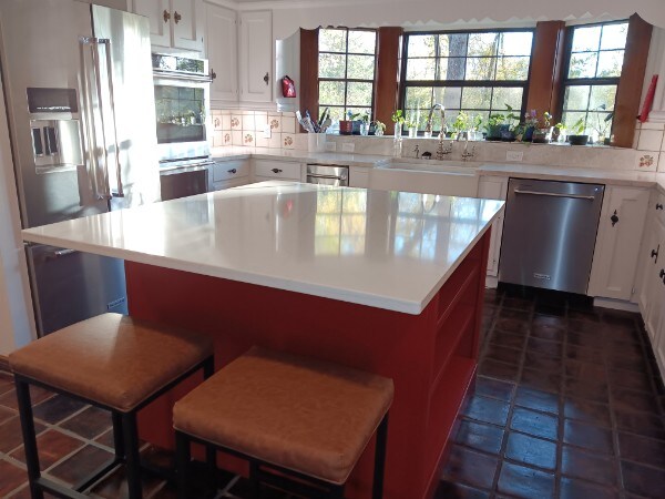 Foto del edificio - 37 Pamela Ln