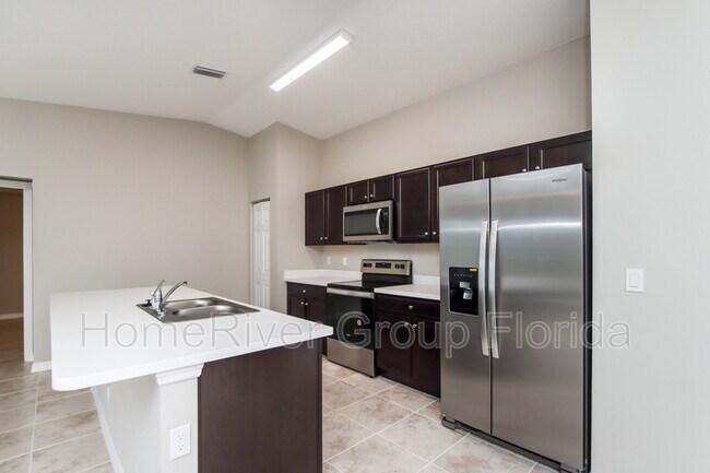Foto del edificio - 1011 Ray Rd SE