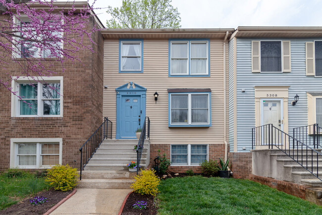 Building Photo - 5310 Avalon Pl