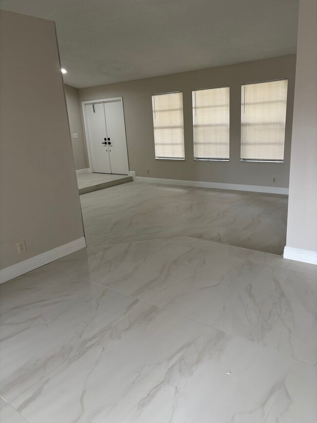 Building Photo - 6268 NW 53rd St