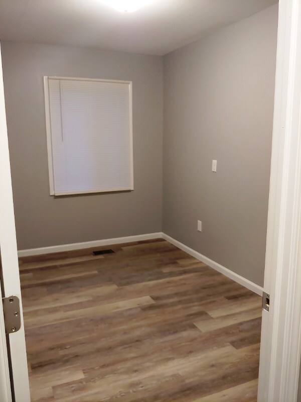 Foto del edificio - 224 Sheelin Rd