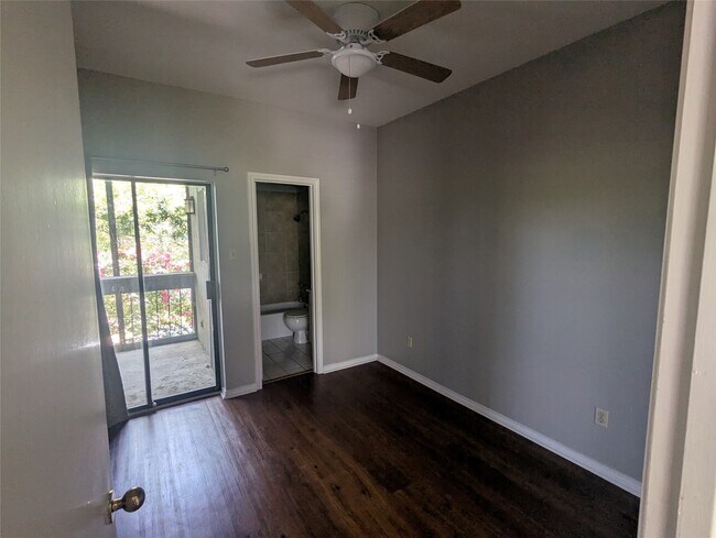 Foto del edificio - 601 Nelray Blvd