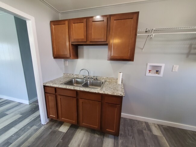 kitchen - 5144 Rucks Rd
