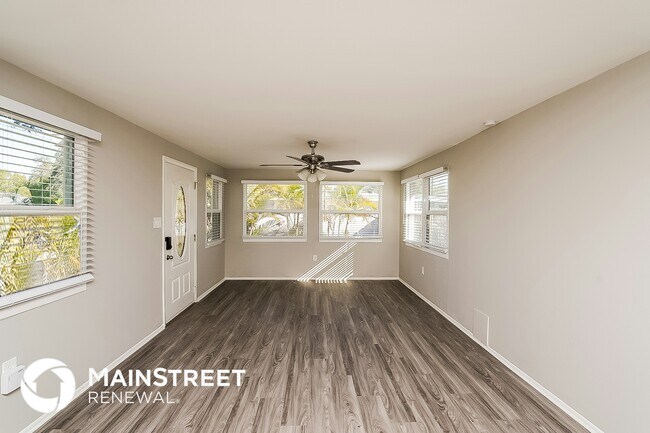 Foto del edificio - 10246 108th Ave N