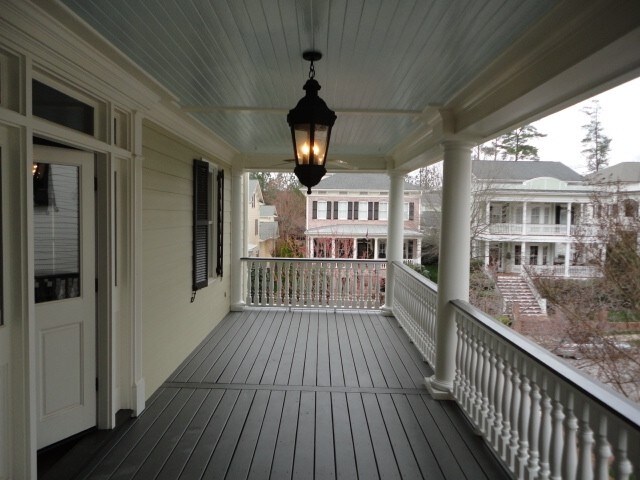 Building Photo - 8416 Society Place
