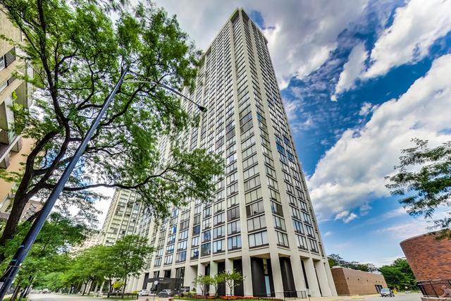 Foto principal - 5445 N Sheridan Rd
