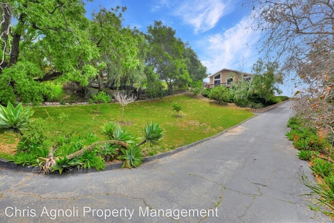 Building Photo - 3 br, 2.5 bath House - 4467 La Paloma