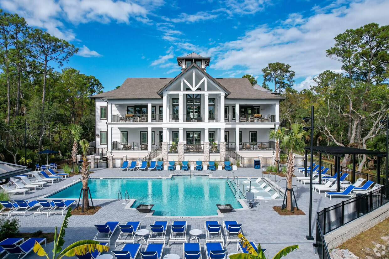 Grande Oaks Parc Apartments in Charleston, SC