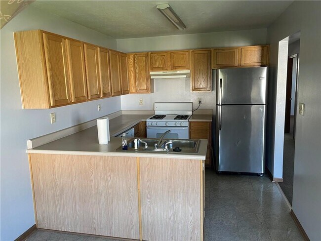 Building Photo - 1086 Fairlane Ct
