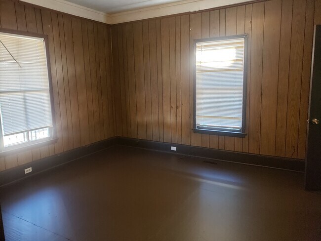 Foto del edificio - 31 Perry Ave