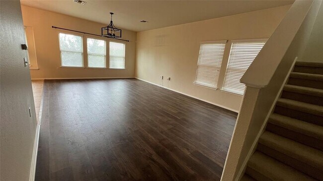Building Photo - 5813 Kleberg Trail
