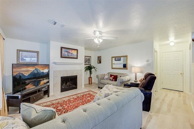 Building Photo - 17015 Maricella Cir