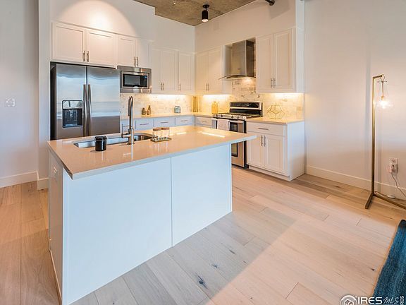 Foto del edificio - 3401 Arapahoe Ave