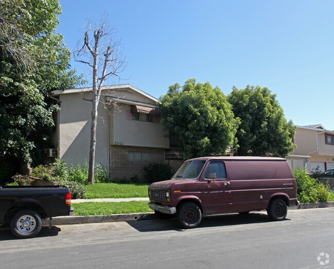 Building Photo - 8342 Amigo Ave