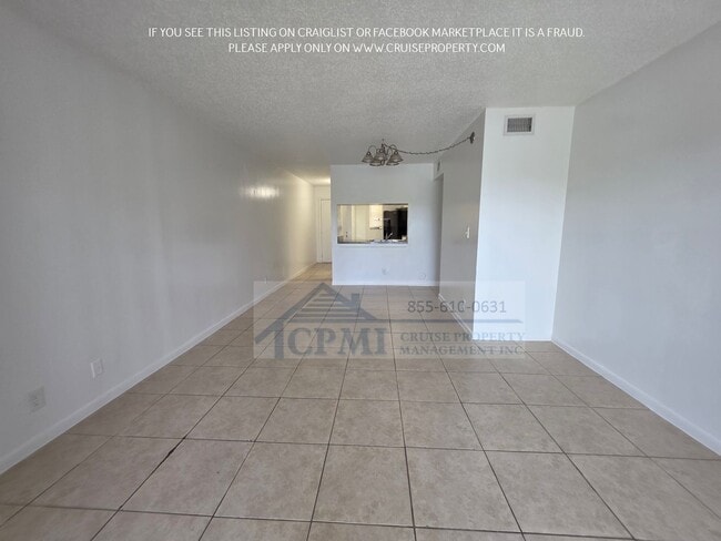 Interior Photo - Island Club
