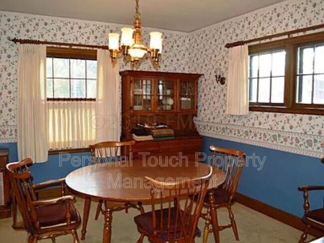 Foto del edificio - 704 8th St S