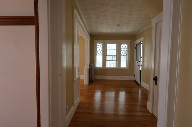 Building Photo - 39 Trowbridge St
